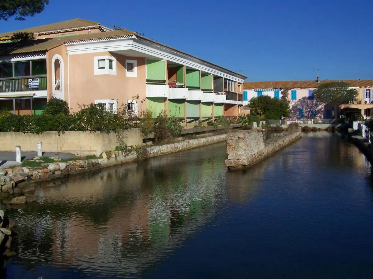 Plage et soleil Les Salins d'Hyeres 0*,